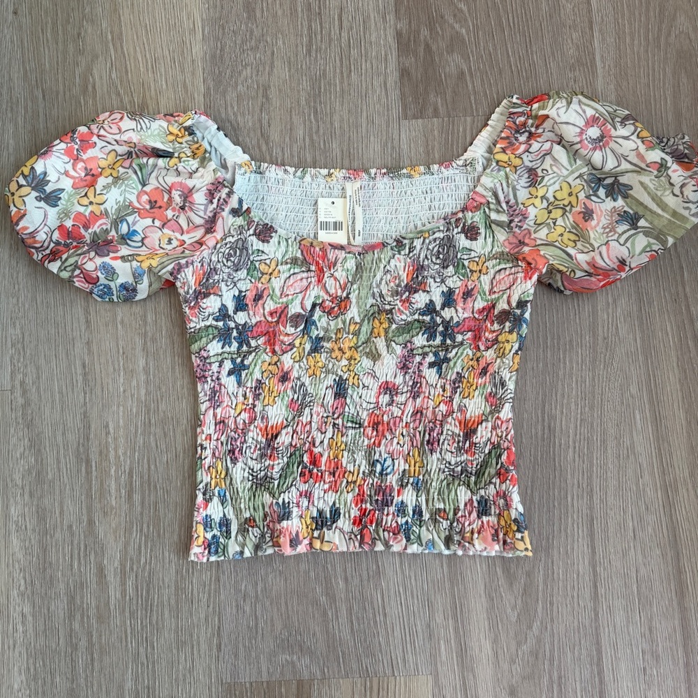 NWT Anthropologie Floral Smocked Puff Sleeve Aurelia Top